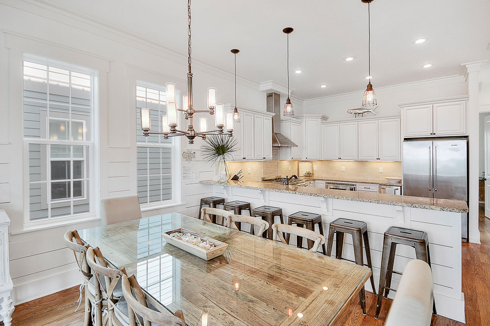 Kitchen lighting fixtures